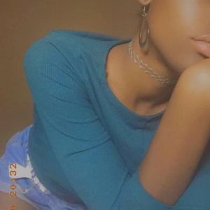 Meet your Posher, Dana